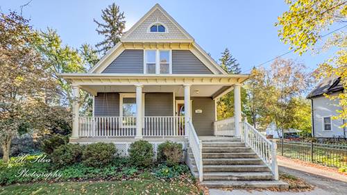 389 Lincoln, Woodstock, IL 60098