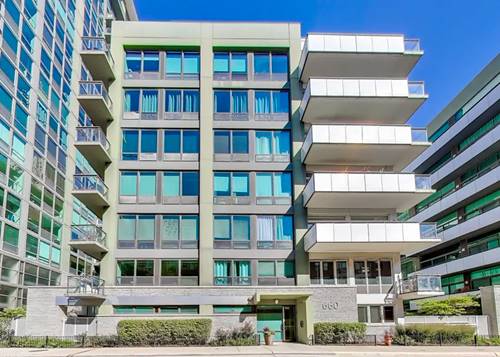 660 W Wayman Unit 705B, Chicago, IL 60661