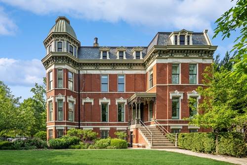 1407 N Hoyne, Chicago, IL 60622