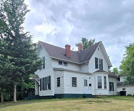 453 E Chicago, Elgin, IL 60120