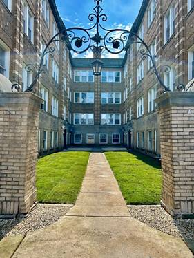 4045 W School Unit 2N, Chicago, IL 60641