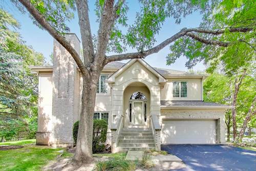 11 Beaconsfield, Lincolnshire, IL 60069