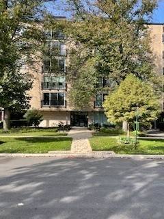 424 Park Unit 205, River Forest, IL 60305