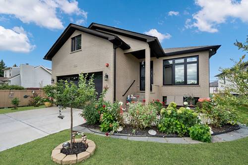 8332 S 78th, Justice, IL 60458