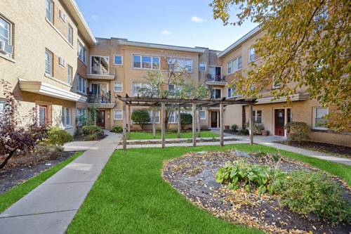 1953 Euclid Unit 205, Berwyn, IL 60402