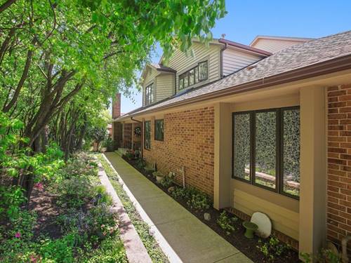 1148 Mistwood, Downers Grove, IL 60515