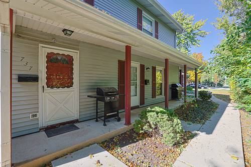 737 Wellington, Elk Grove Village, IL 60007