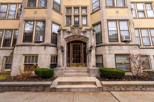 1042 Washington Unit 3W, Oak Park, IL 60302