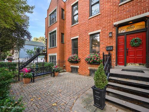 823 S Oakley, Chicago, IL 60612