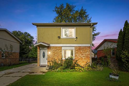 520 Aller, Elgin, IL 60120