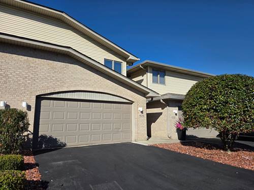 9035 W 111th Unit E, Palos Hills, IL 60465