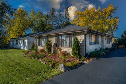 104 Lakewood, Antioch, IL 60002