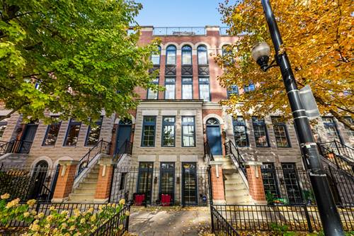 363 W Superior Unit A, Chicago, IL 60654