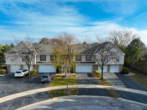 2831 S Embers, Arlington Heights, IL 60005