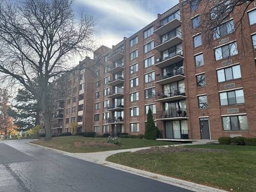 2000 St Regis Unit 4K, Lombard, IL 60148