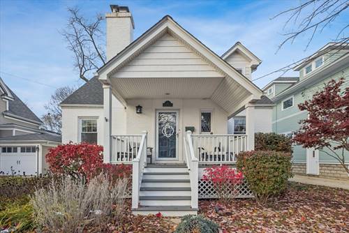 580 Hillside, Glen Ellyn, IL 60137