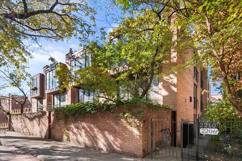 2208 N Burling, Chicago, IL 60614