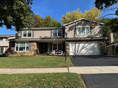 32 Westmoreland, Naperville, IL 60540