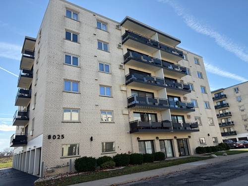 8025 Oconnor Unit 2E, River Grove, IL 60171