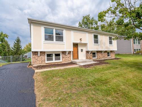 3012 Scenicwood, Woodridge, IL 60517