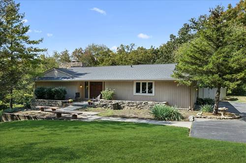 25146 N West Tower, Tower Lakes, IL 60010