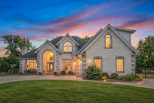 1 Bell Oak, Lemont, IL 60439