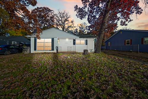 94 Wren, Carpentersville, IL 60110