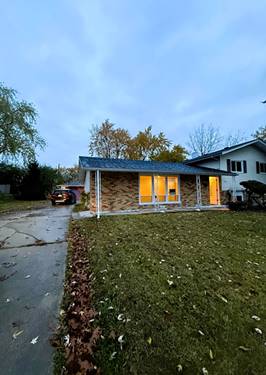 1440 Gentry, Hoffman Estates, IL 60169