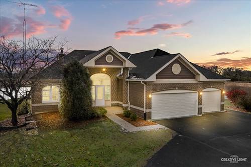 675 White Pine, Lake In The Hills, IL 60156