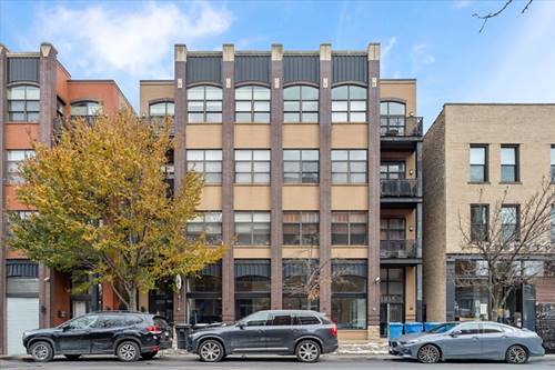 1815 N Milwaukee Unit 402, Chicago, IL 60647