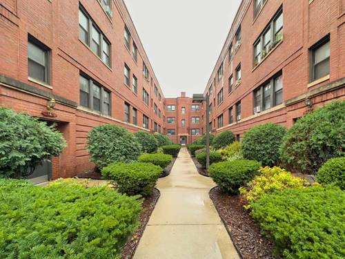 5746 N Winthrop Unit 203, Chicago, IL 60660