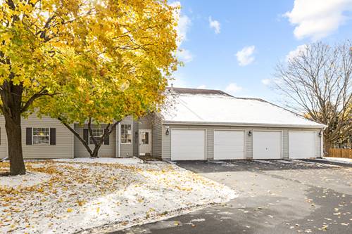 40 Victoria Unit G, Streamwood, IL 60107