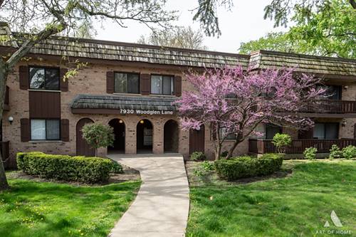 7930 Woodglen Unit 204, Downers Grove, IL 60516