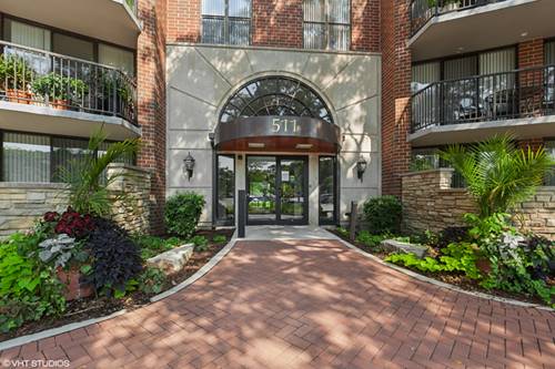 511 Aurora Unit 108, Naperville, IL 60540