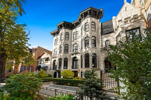 1526 W Monroe Unit PH3, Chicago, IL 60607