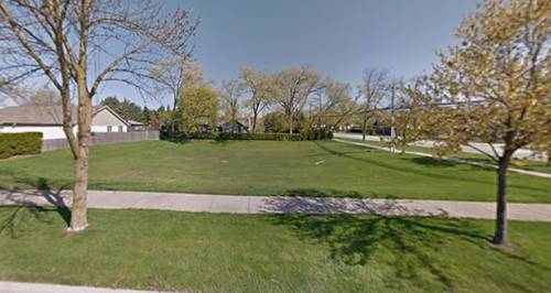 3800 Kiess, Glenview, IL 60026