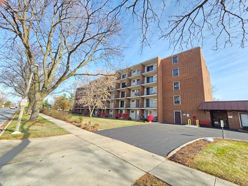 255 S West Unit 214, Elmhurst, IL 60126