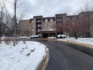 2050 Valencia Unit 300C, Northbrook, IL 60062