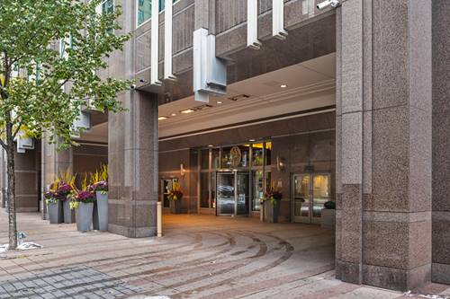 33 W Ontario Unit 37ES, Chicago, IL 60610