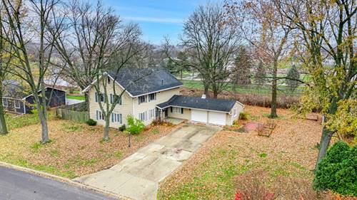 181 Tilton Park, Dekalb, IL 60115