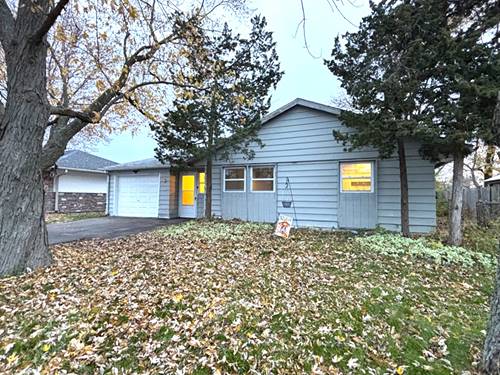 140 Hickory, Carpentersville, IL 60110