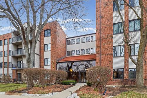 3050 Pheasant Creek Unit 305, Northbrook, IL 60062