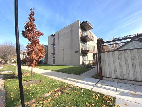 5815 N Spaulding Unit 2C, Chicago, IL 60659
