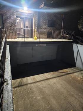 235 N Mill Unit 106B, Addison, IL 60101