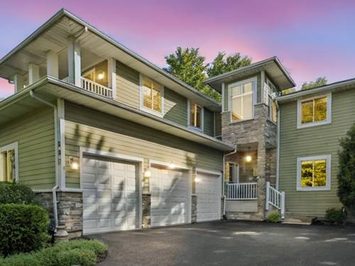 980 Dakota, Woodstock, IL 60098