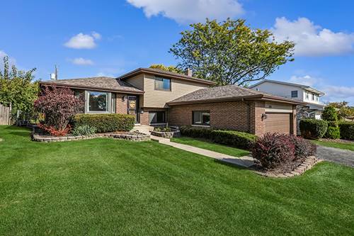 417 Glenys, Lemont, IL 60439