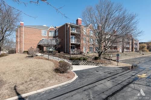 805 Leicester Unit 320, Elk Grove Village, IL 60007