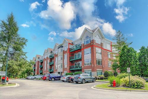 640 Mchenry Unit 301, Wheeling, IL 60090