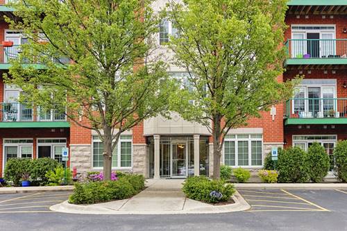 640 Mchenry Unit 301, Wheeling, IL 60090