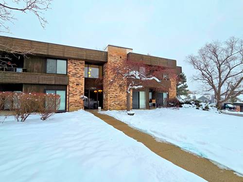 1365 N Sterling Unit 214D, Palatine, IL 60067